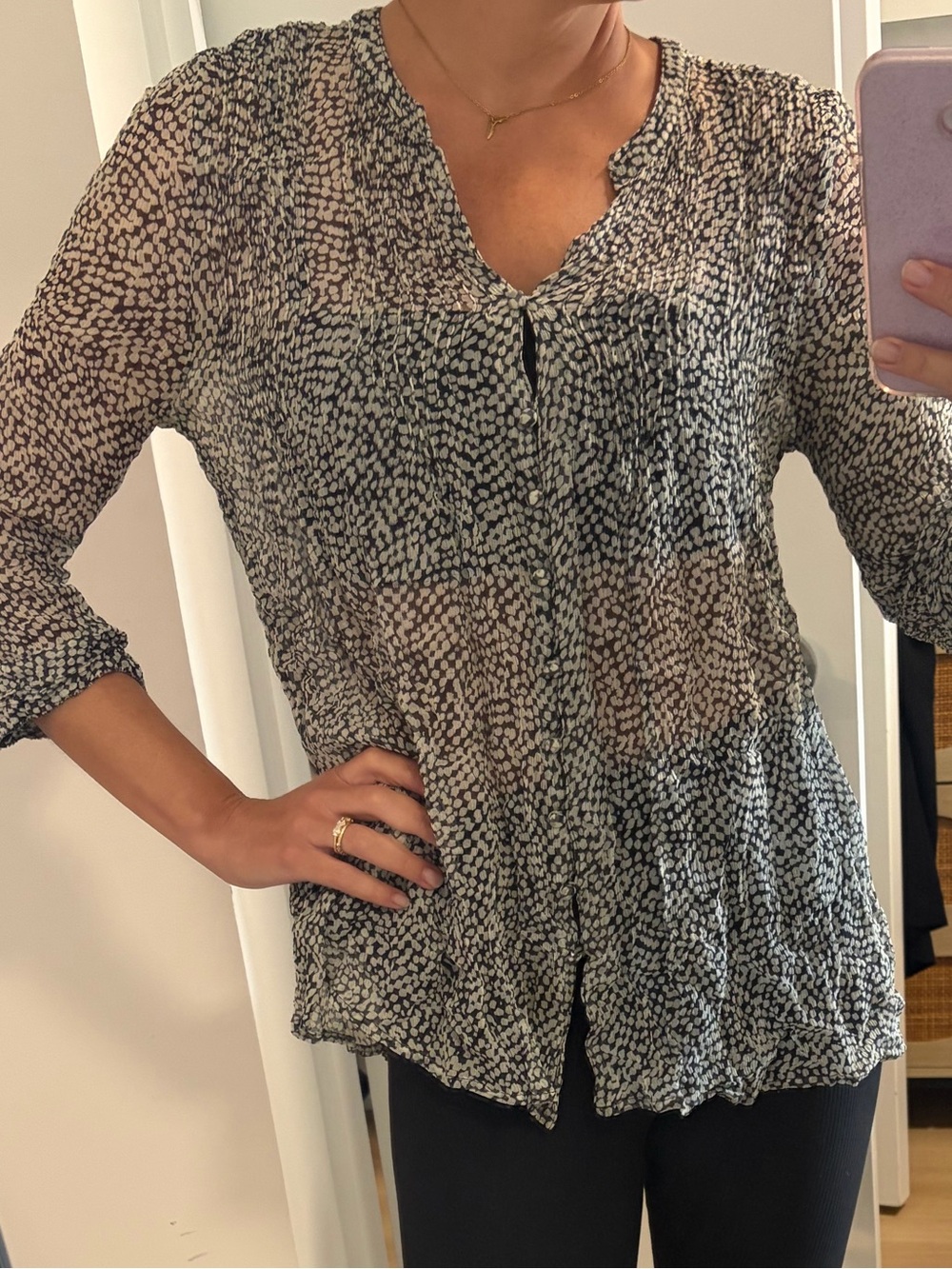 Joie Black & White Printed Women's Blouse - Lightweight V-Neck Top with buttons